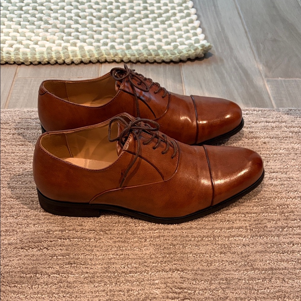 Kenneth Cole dress shoes, US 9.5 wide/42.5, new never worn
